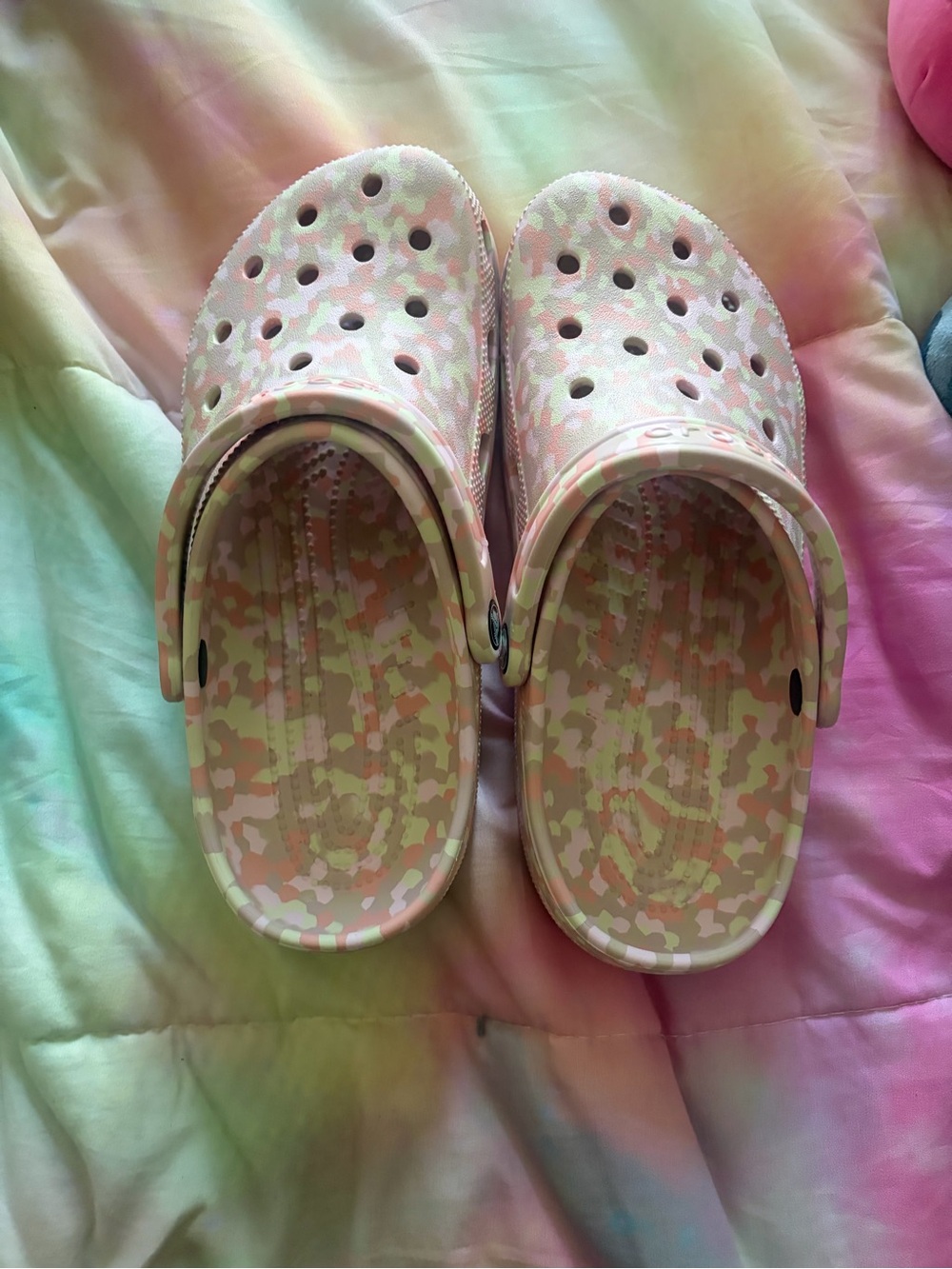 CROCS Classic Confetti Clog
